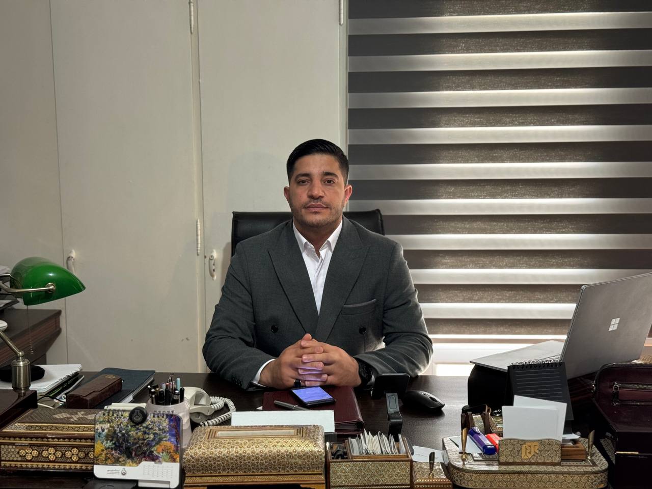 گروه حقوقی وکلای اشاره