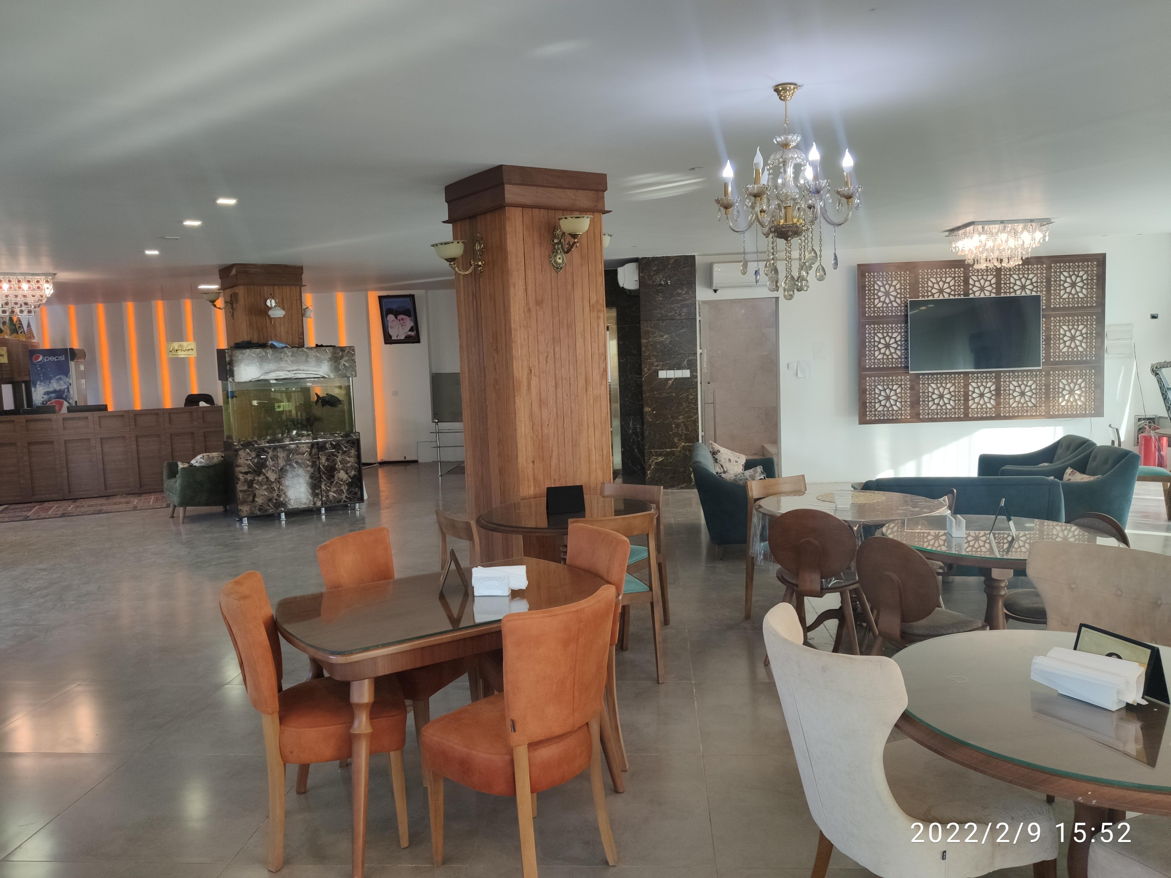 هتل رستوران هرمزد