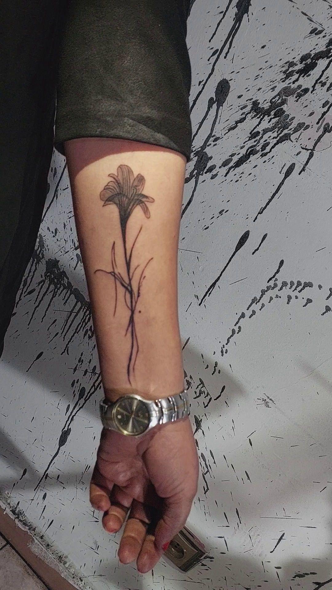 تاتو بدن ،ژل و بوتاکس