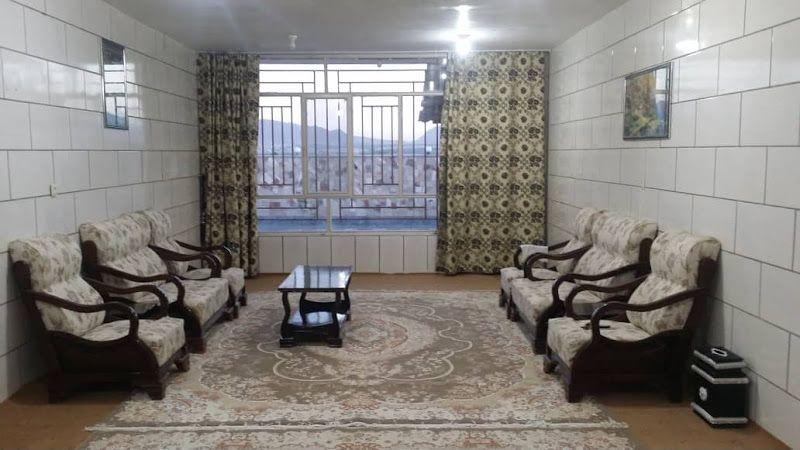 خانه باغ تفریحی شب نشین