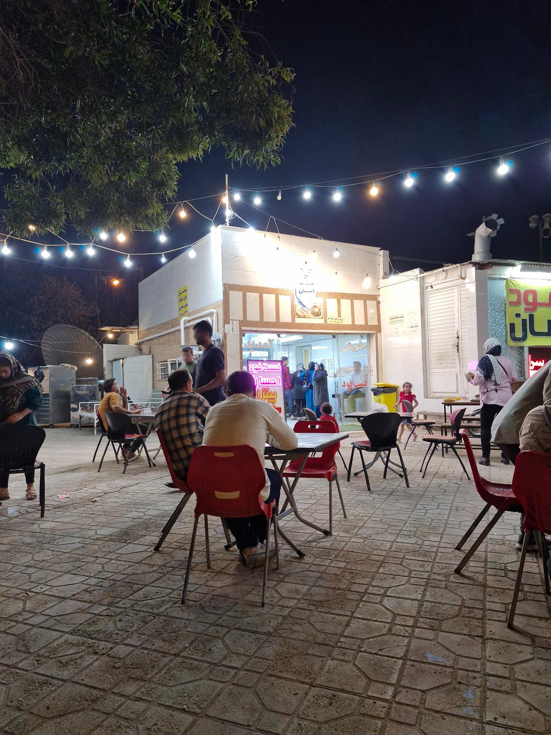 پیتزا و ساندویچ شام با ما