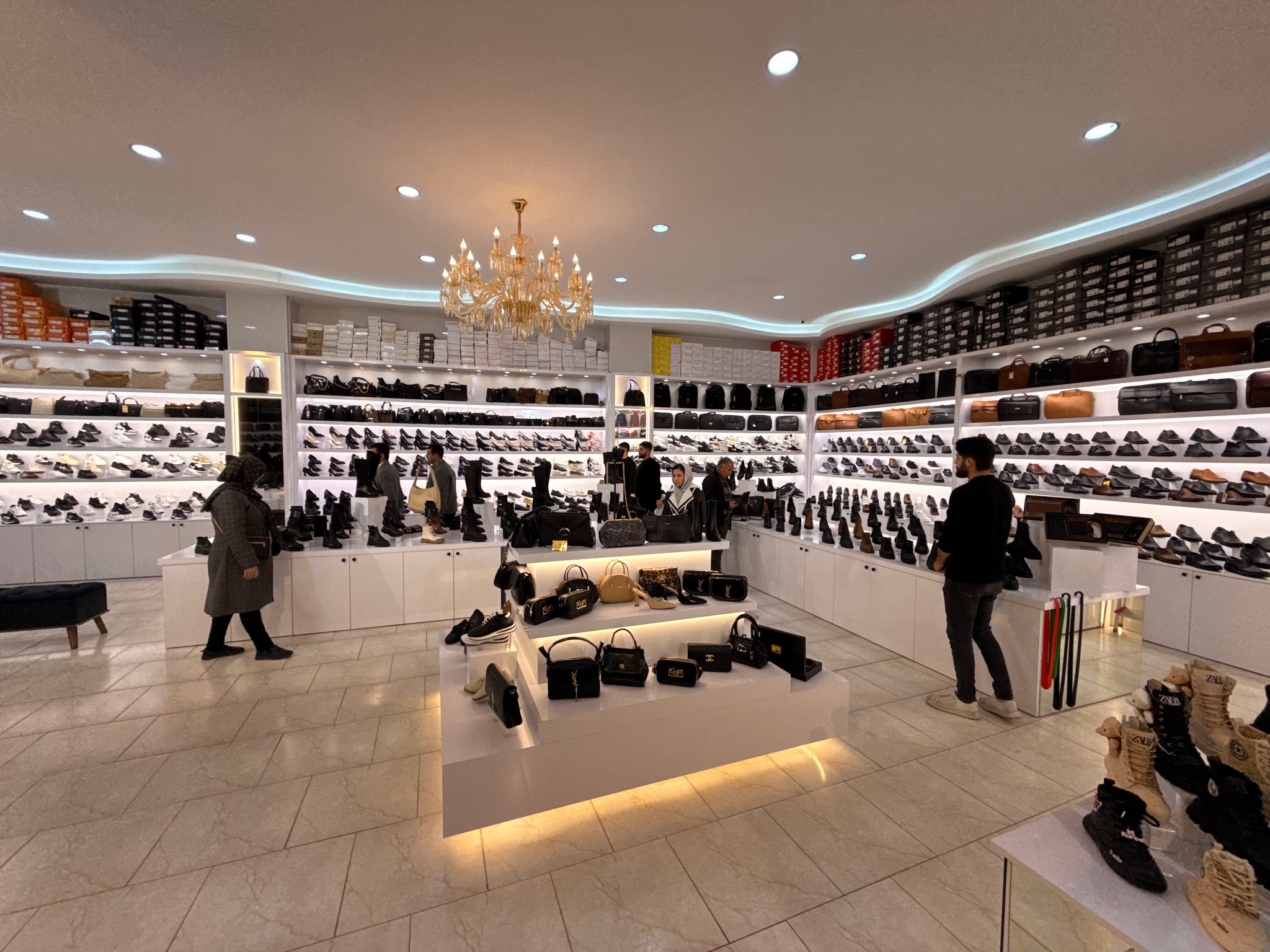 کیف و کفش سهند