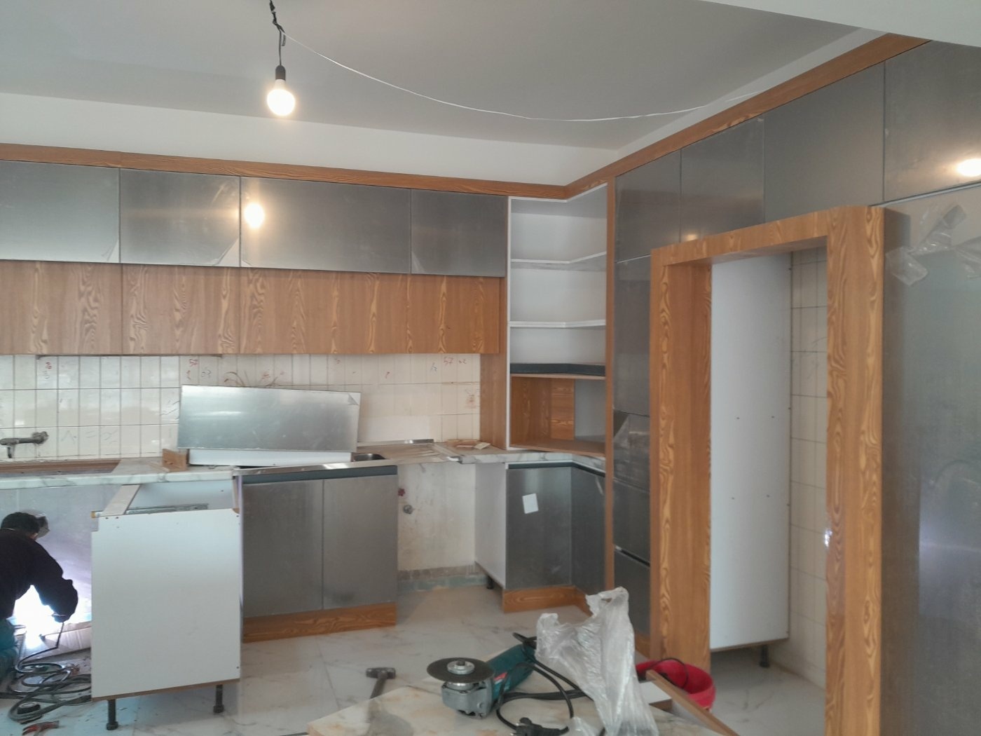 خدمات کابینت و کمدسازی جعفری