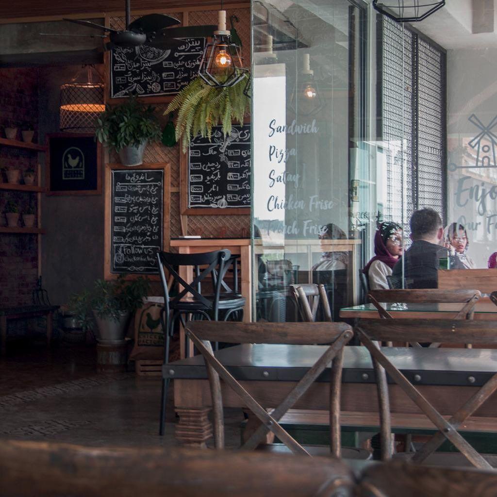 کافه رستوران تیست