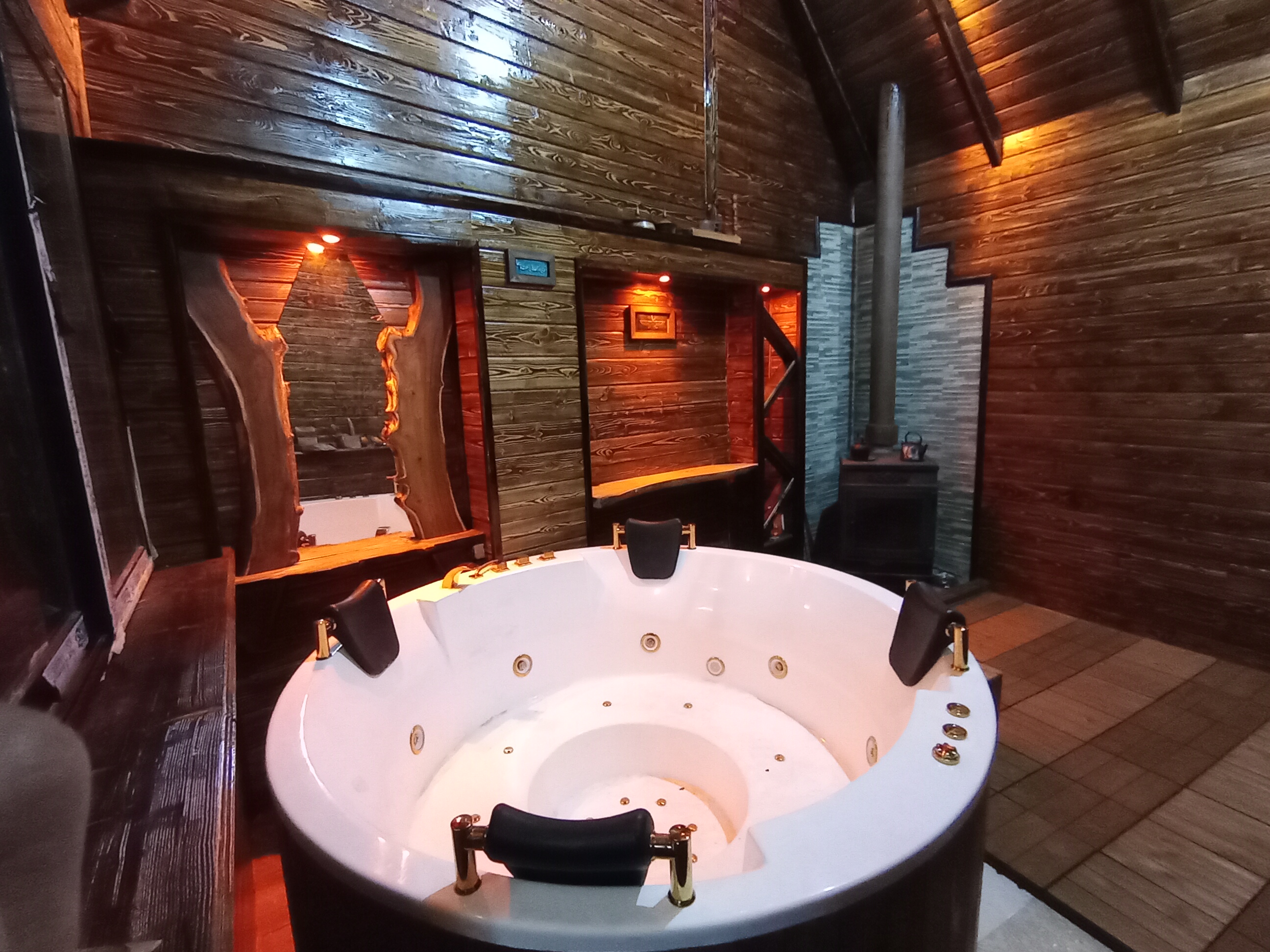 صنایع چوب هورام