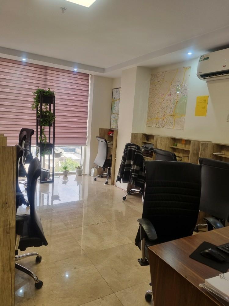 مشاور املاک پدیده