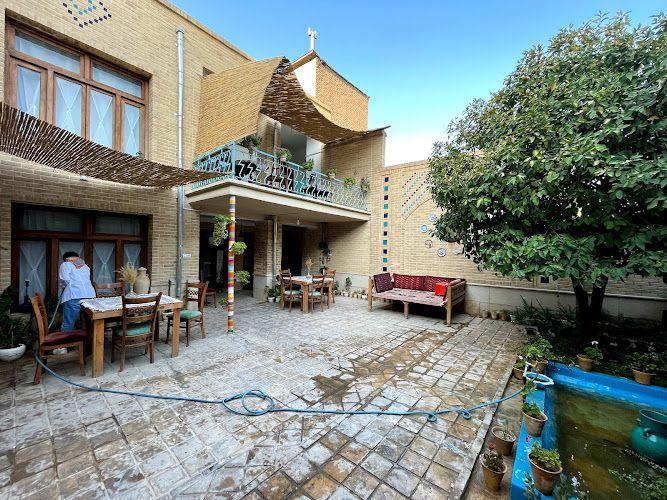 Pari Dokht Eco Lodge