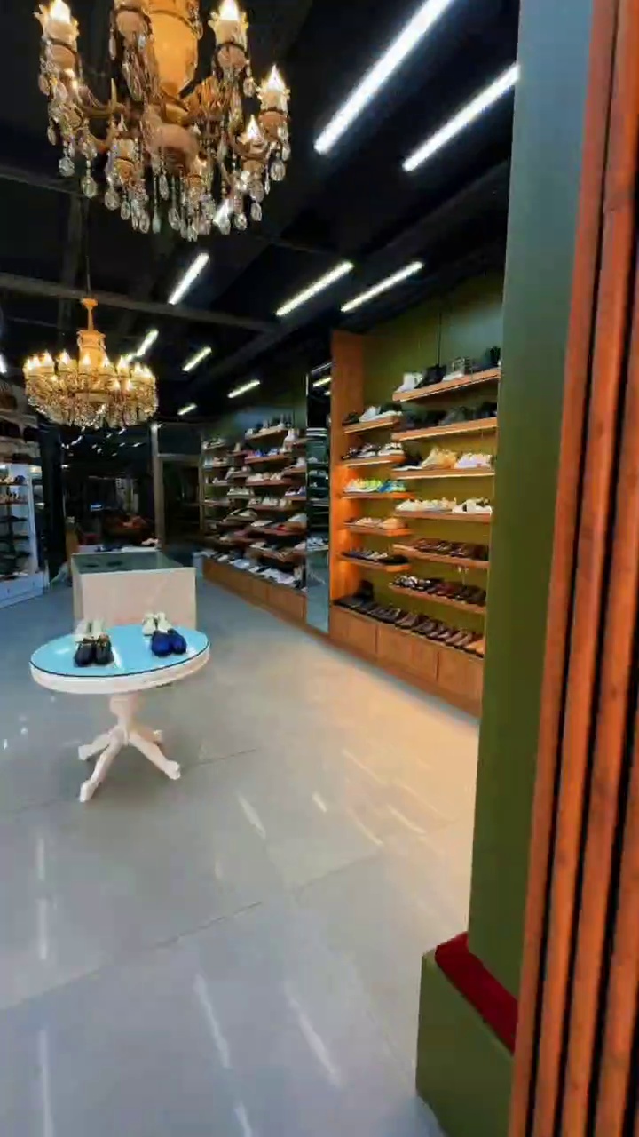 خرید فروش کیف و کفش اورجینال