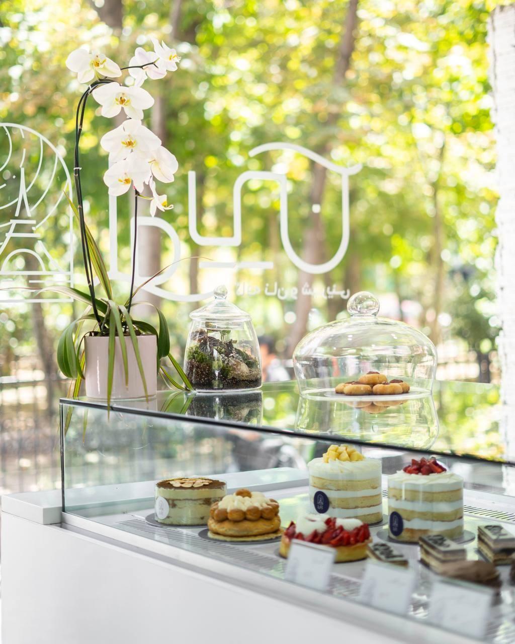 کافه شیرینی لوین