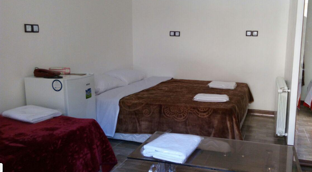 اقامتگاه سنتی کیاووش