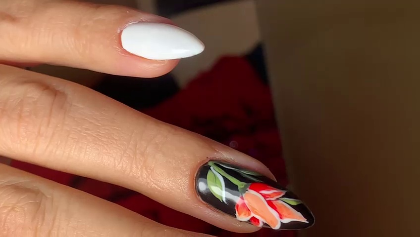 آکادمی و سالن زیبایی دکتر مریم حسینی