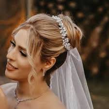 سالن زیبایی عروس زیبا