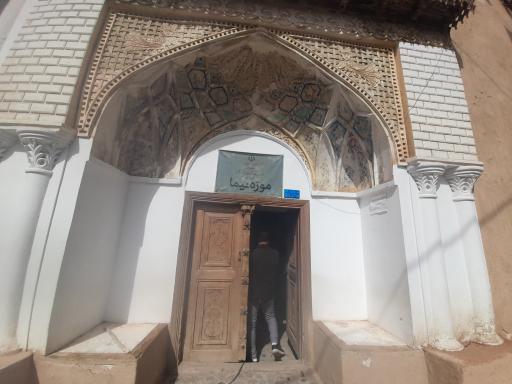 خانه نیما یوشیج