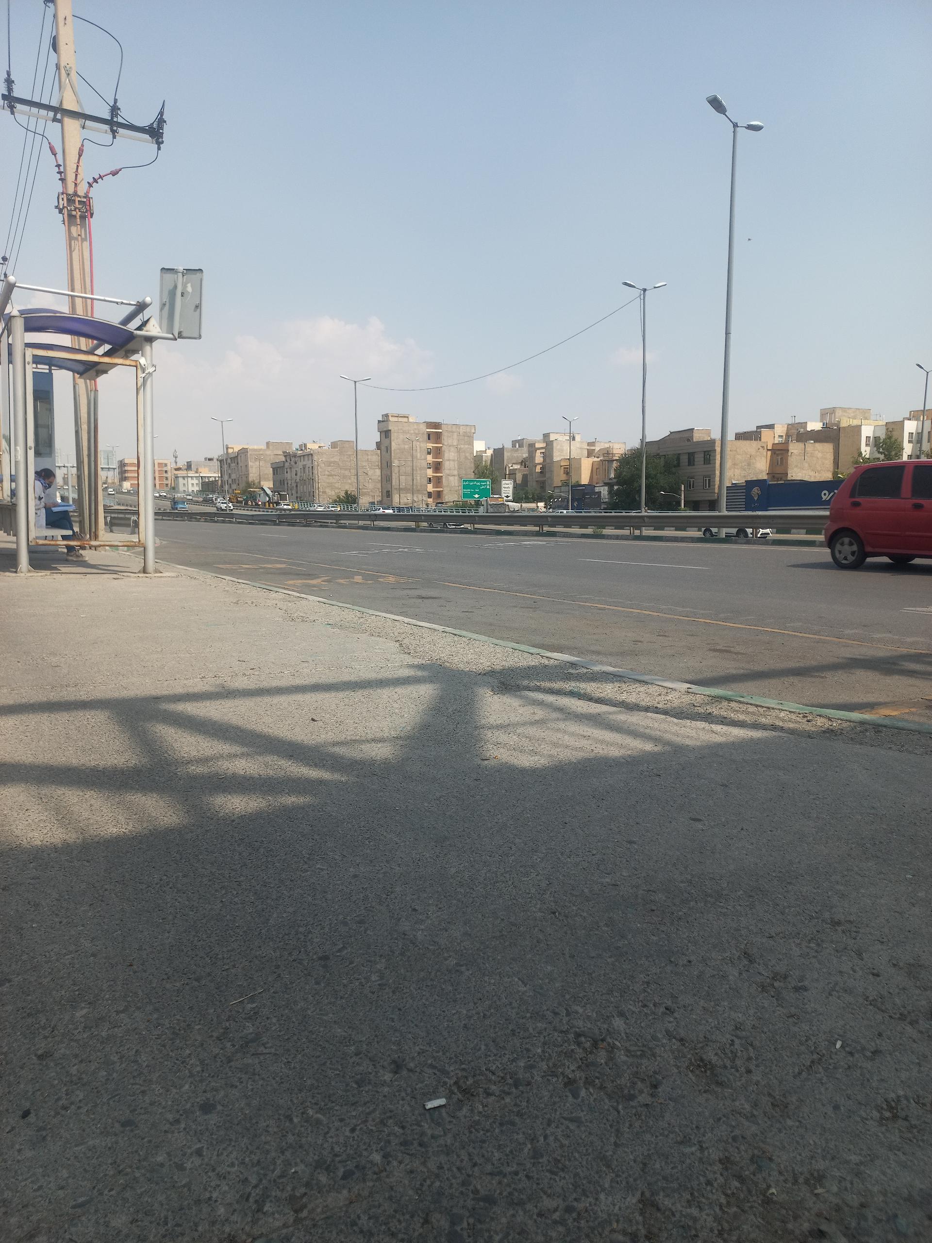 ایستگاه اتوبوس عارف نسب