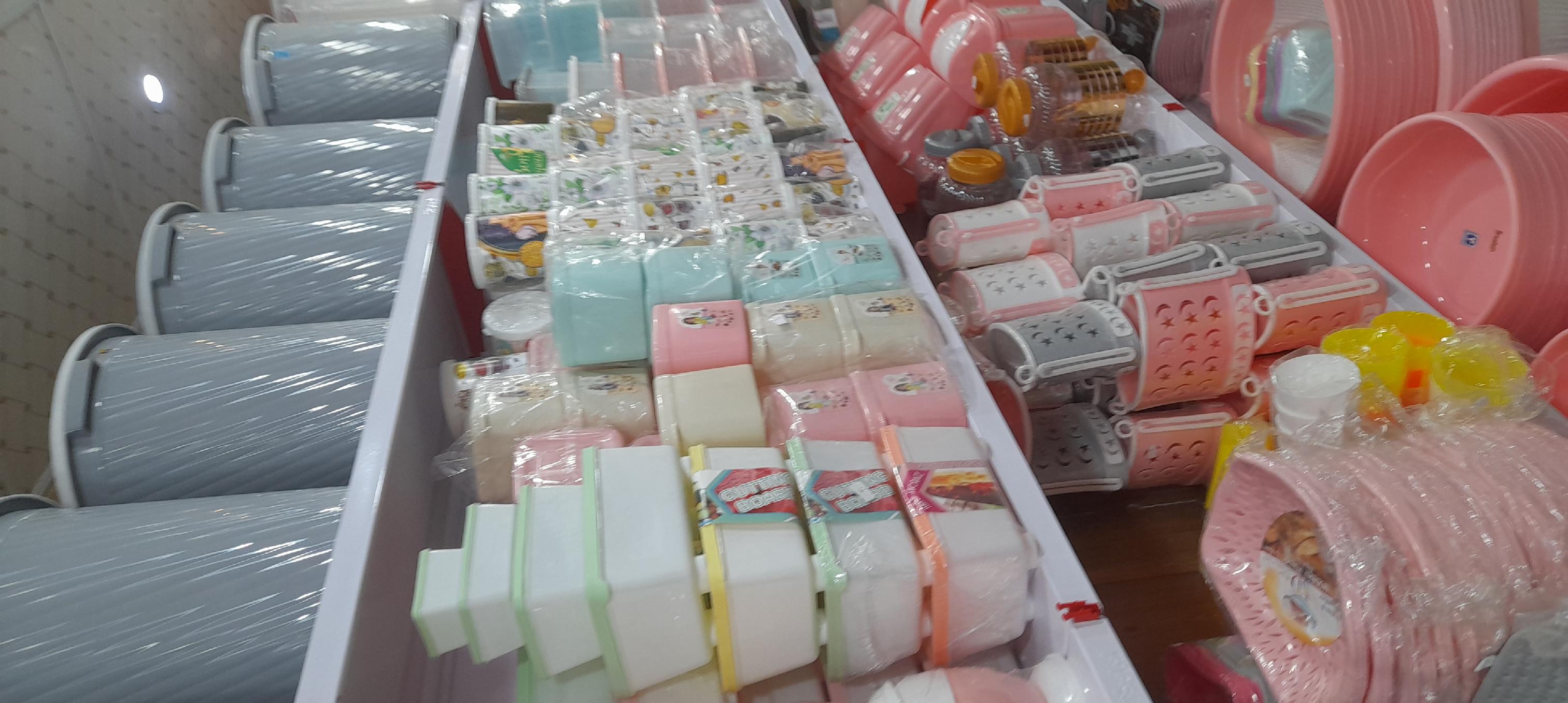 ارزانسرای رادوین