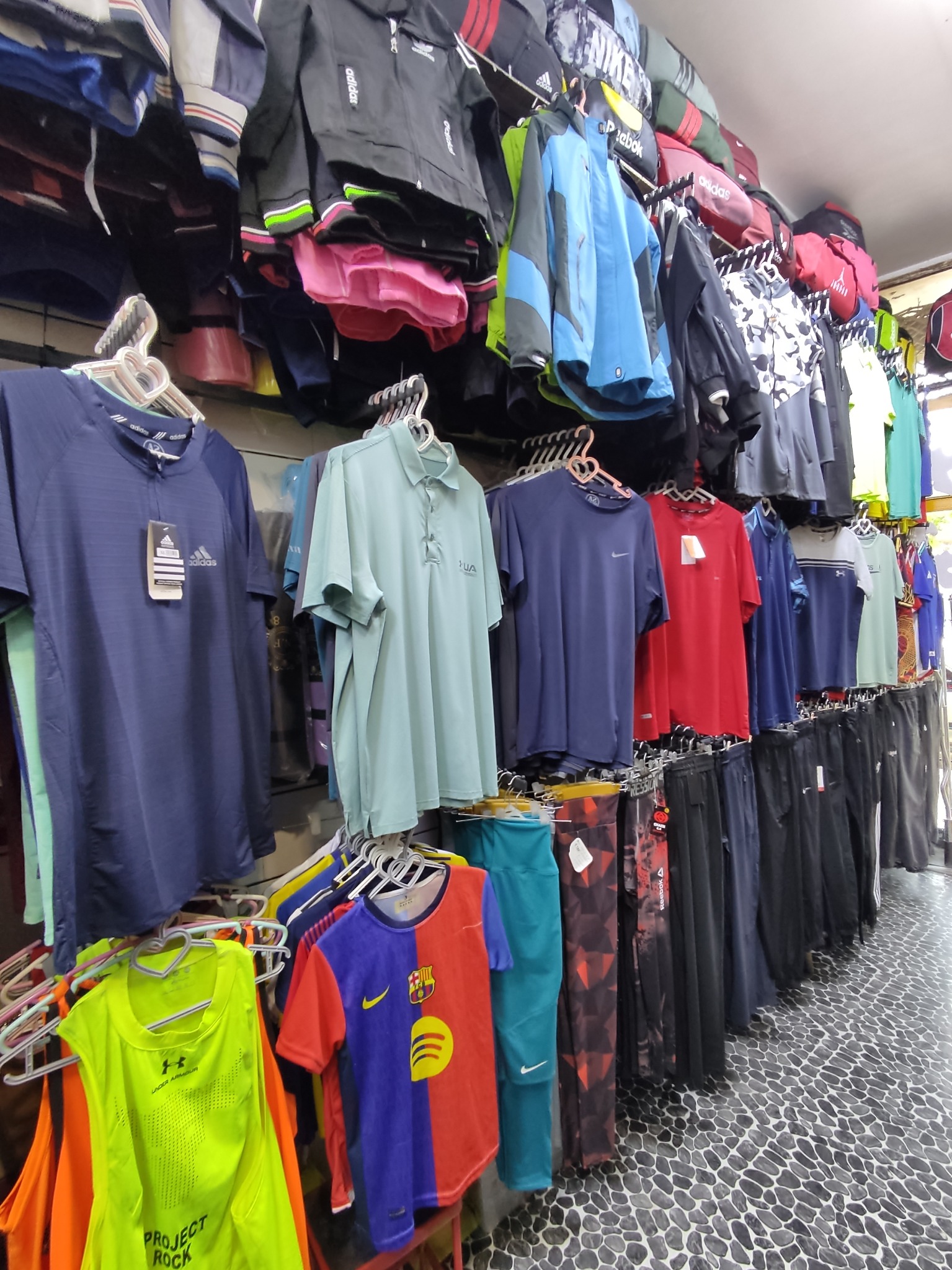 لوازم ورزشی آریا