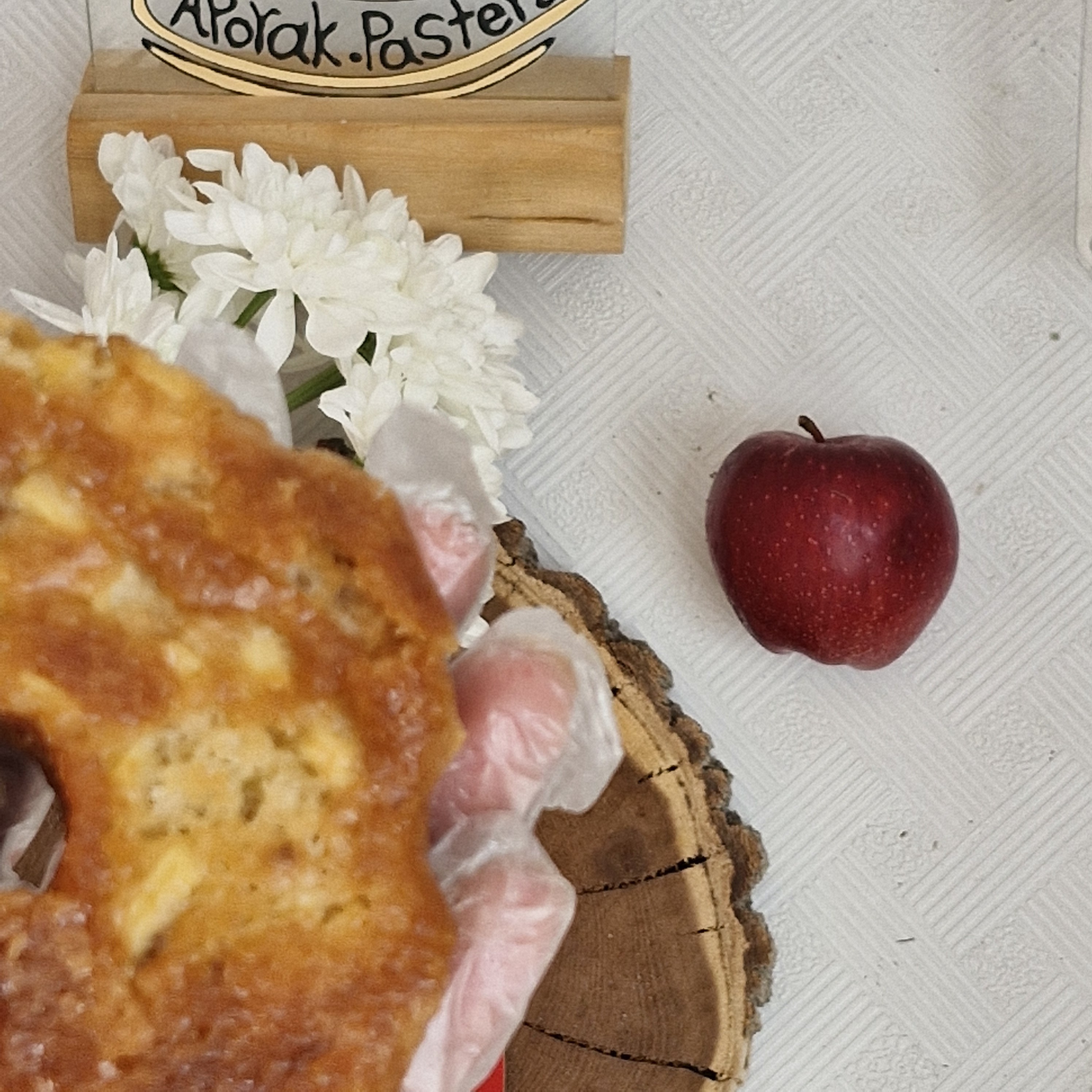 کیک و کوکی خاص آپوراک