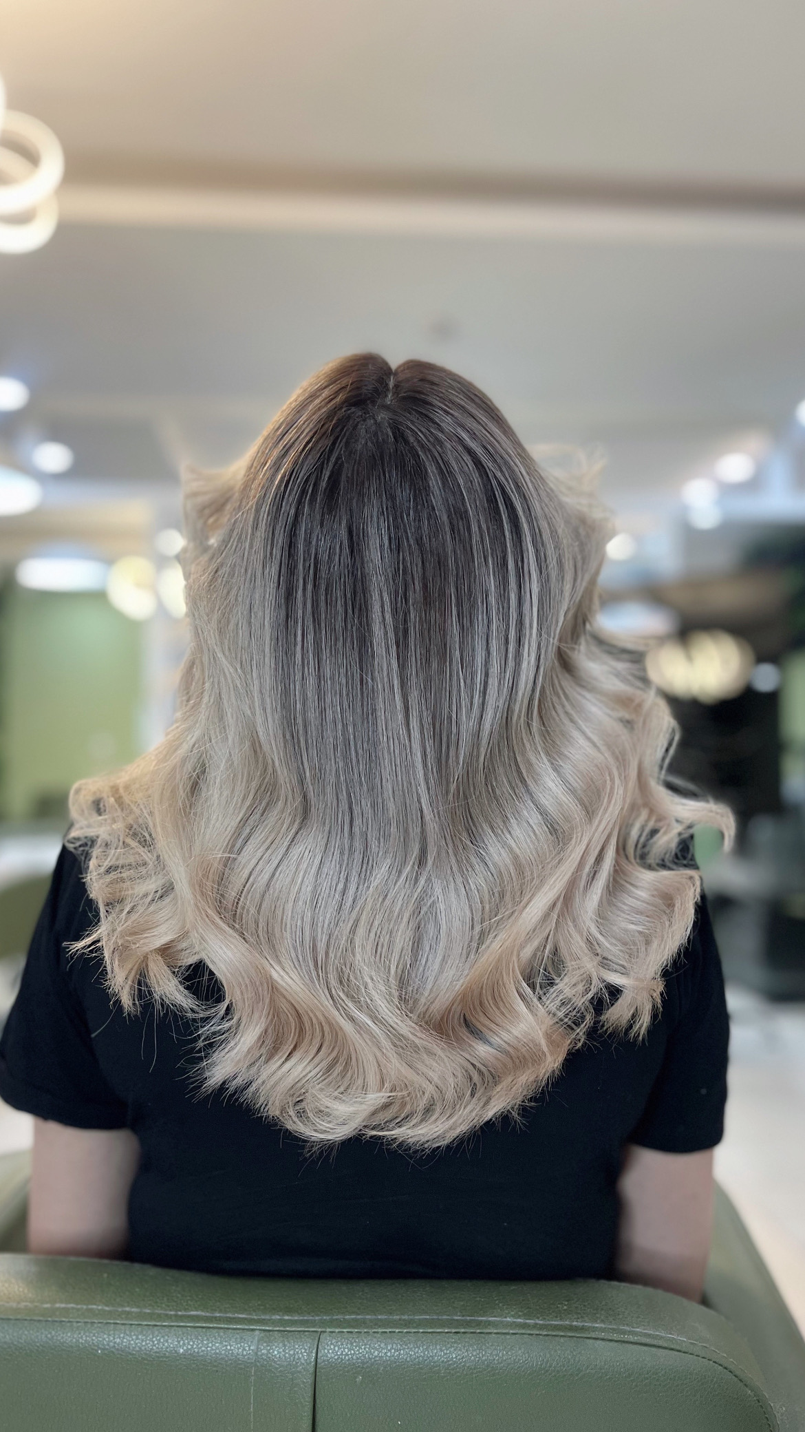 خدمات رنگ و احیا و صافی راضیه یاری