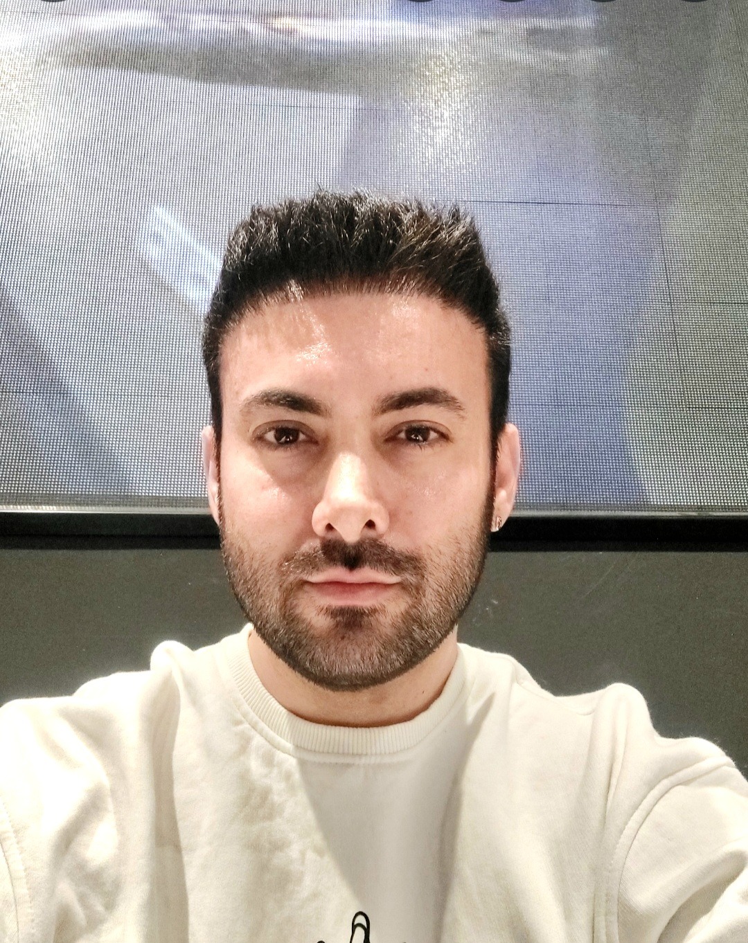 آموزش پیانو زیر نظر استاد ایمان منیری