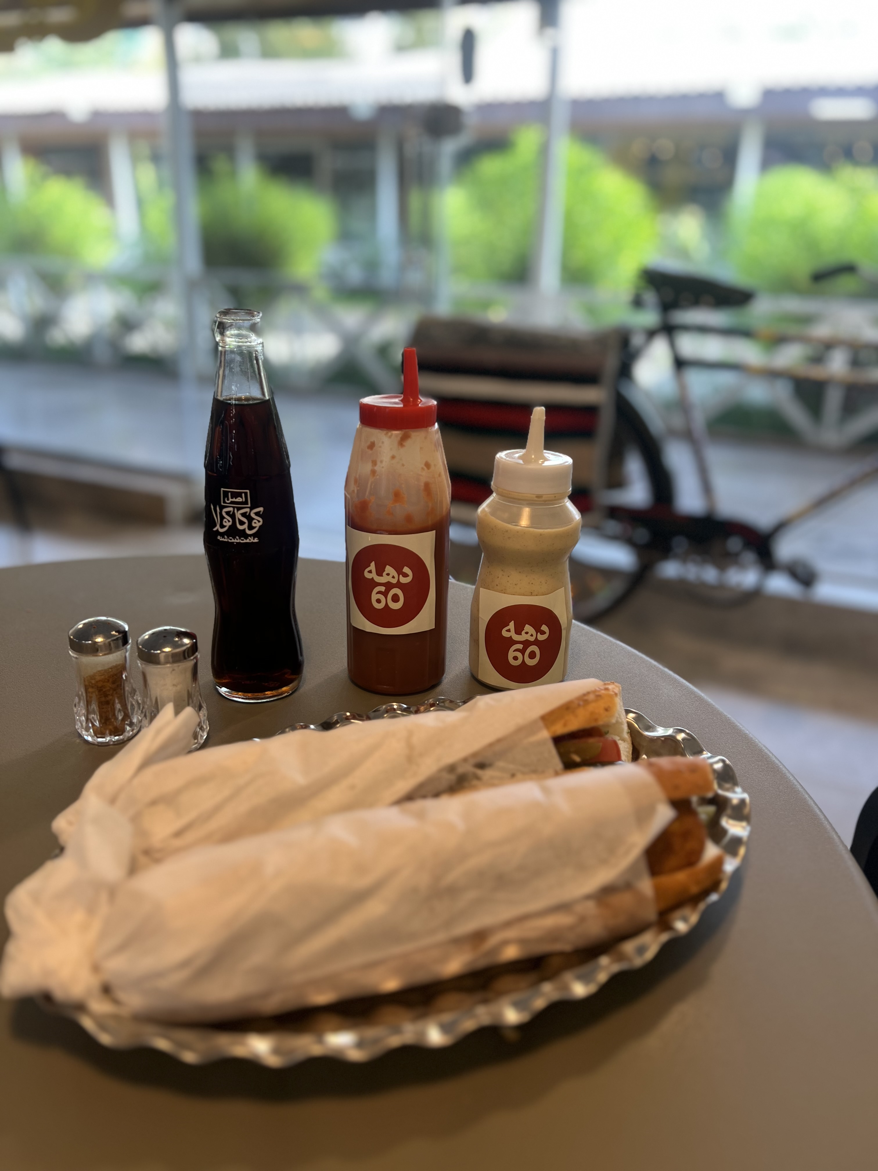 ساندویچ دهه ۶۰