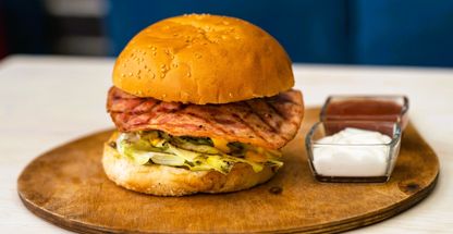 فست فود هات باکس