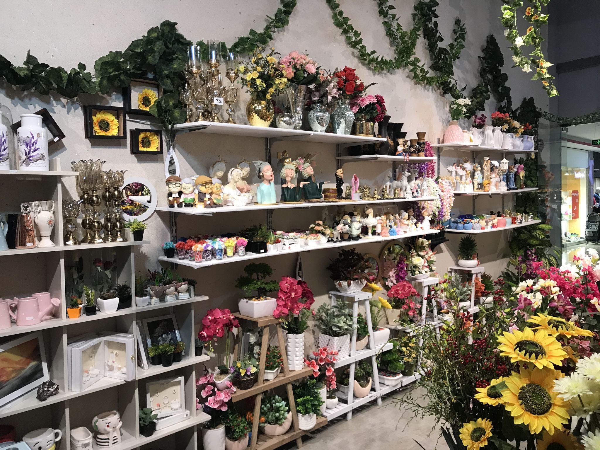 گالری ژولک گل های مصنوعی