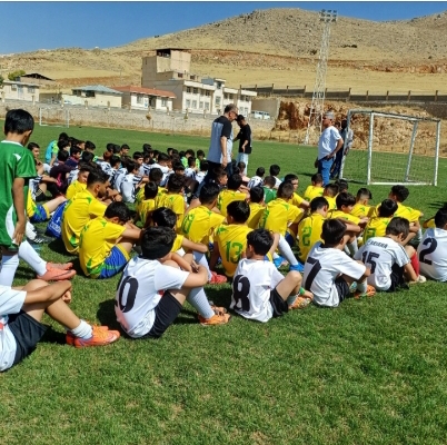 مدرسه فوتبال آریانا شیراز
