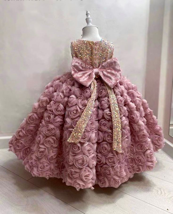 پارچه فروشی تن ناز و پارچه های وارداتی