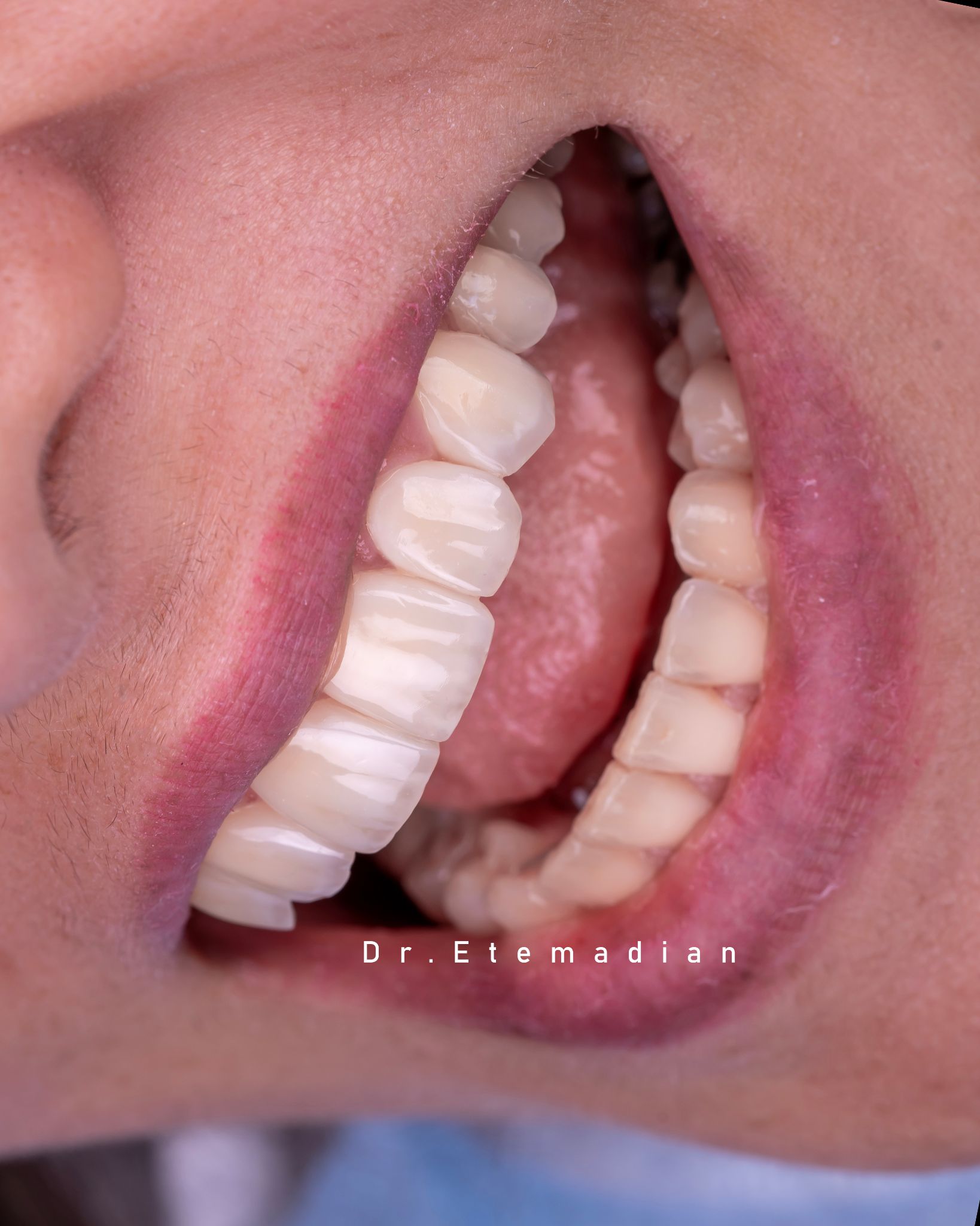 کلینیک دندانپزشکی دکتر مشاری