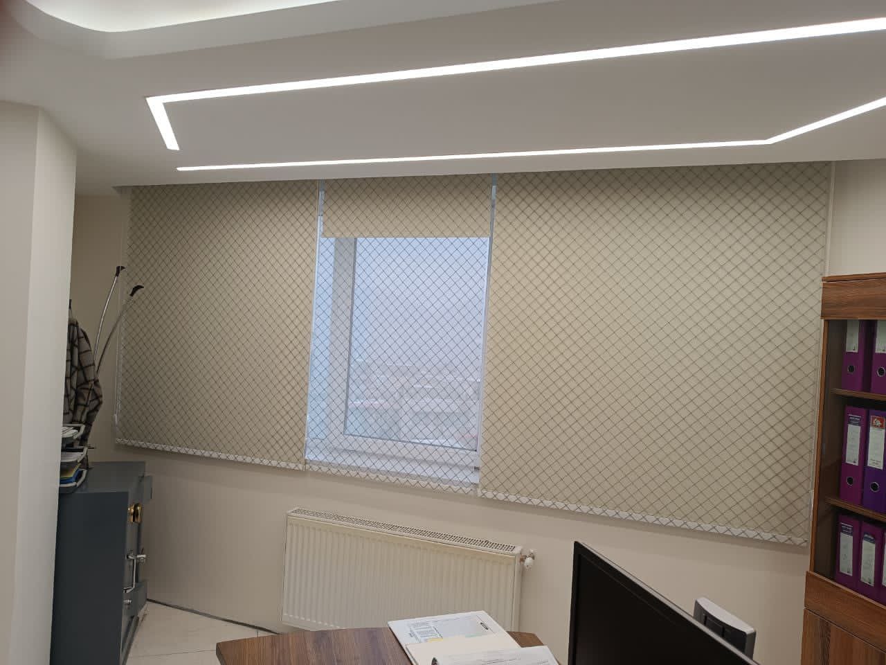 پرده سایه گستر