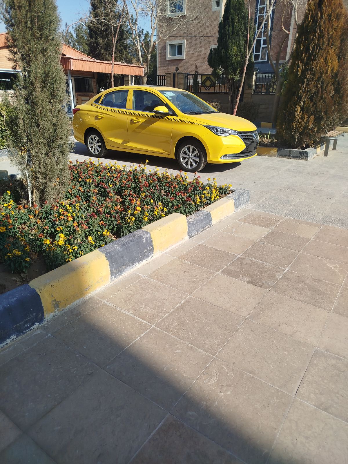 تاگسی و سواری بین شهری الان تاکسیVIP