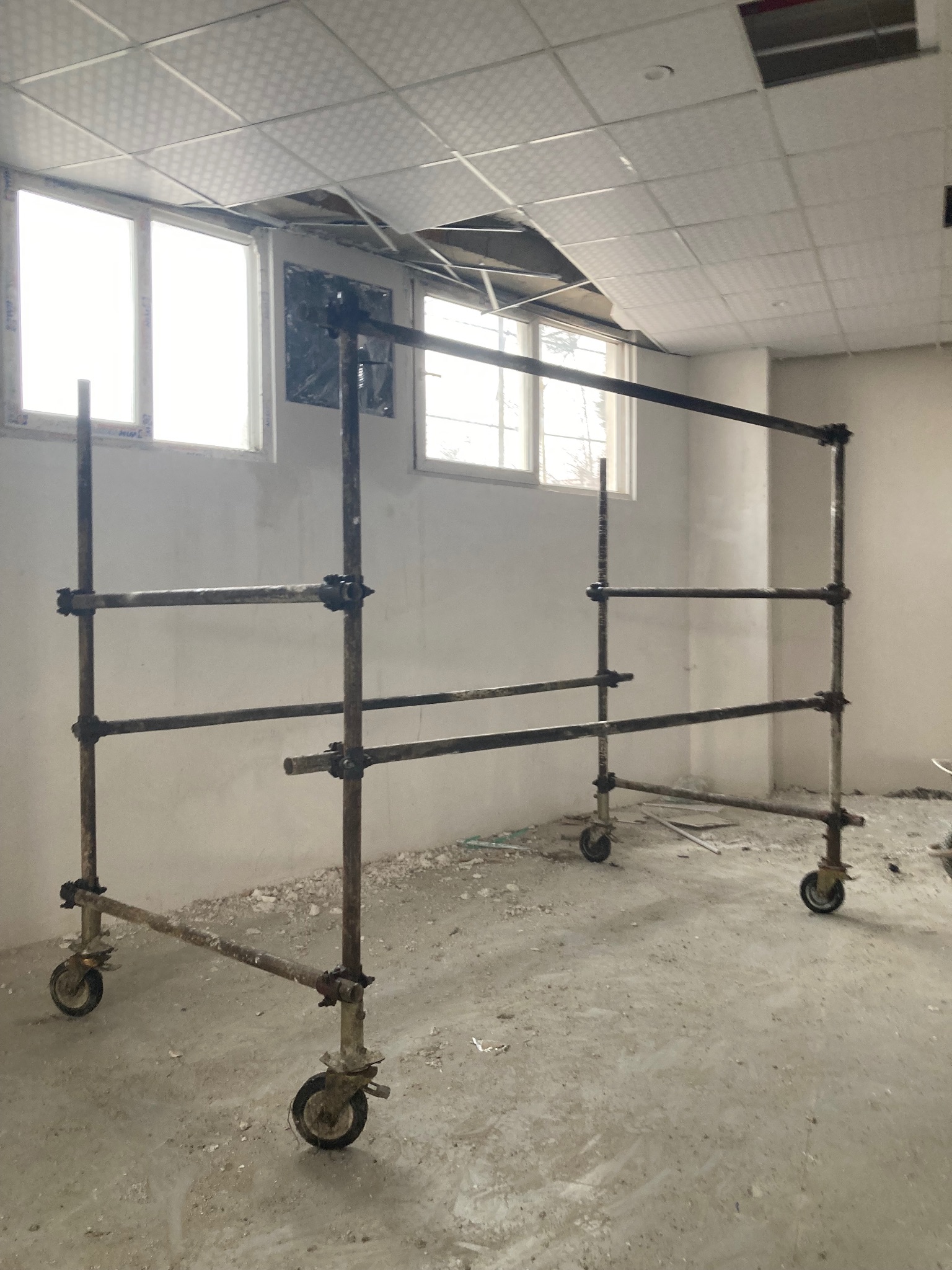 اجاره ونصب  داربست فلزی رنجبر