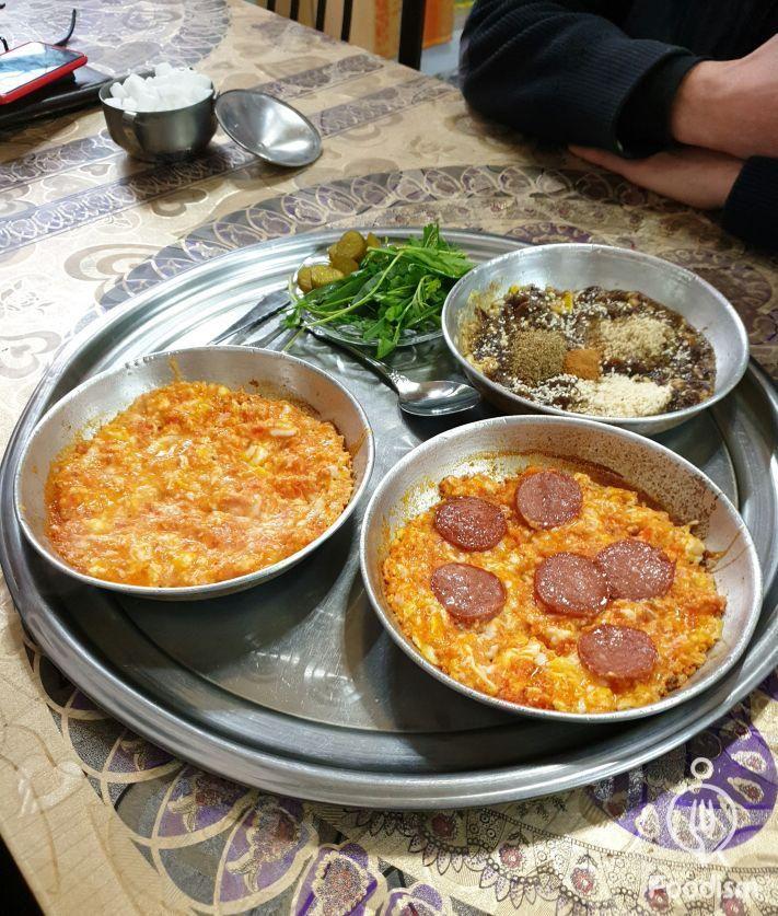 صبحانه خوری پت و مت