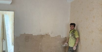 نقاش ساختمان محسن مهدی زاده