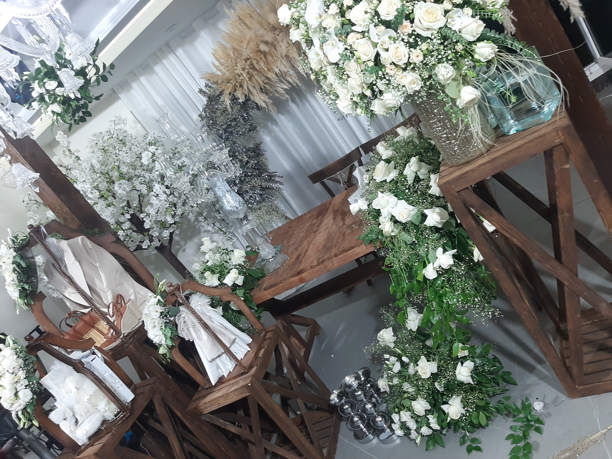 دفتر عقد اسپرلوس پاسداران