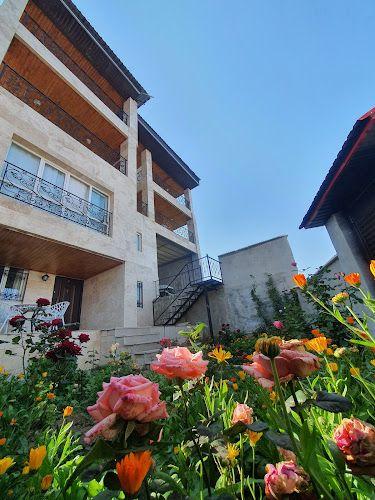 اقامتگاه گردشگری طرفه