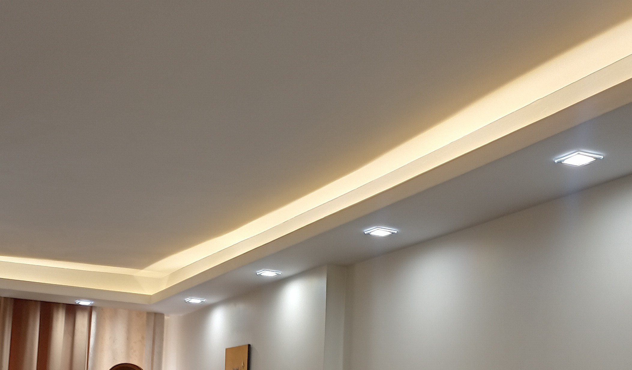 خدمات تخصصی برق و تلفن آذین الکتریک