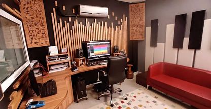 آموزشگاه موسیقی سکوت سفید