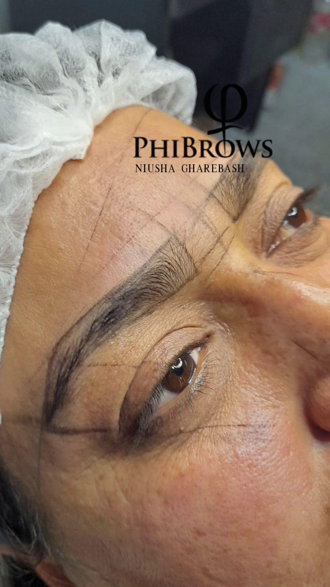 آموزشگاه و مرکز تخصصی آرایش دائم نیوشا قره باش