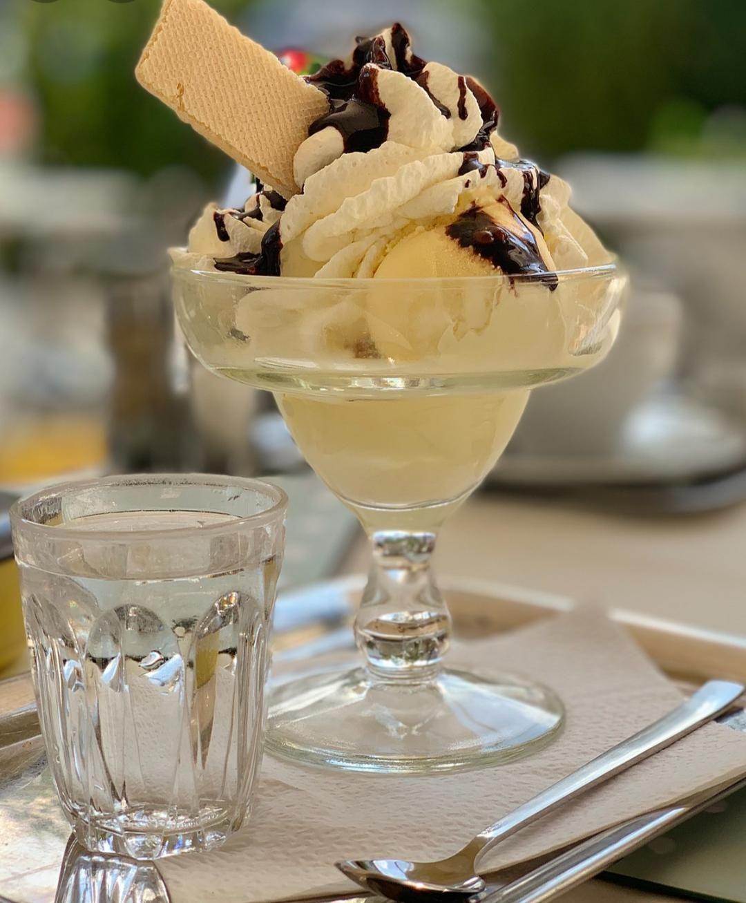 کافه بستنی تورینو