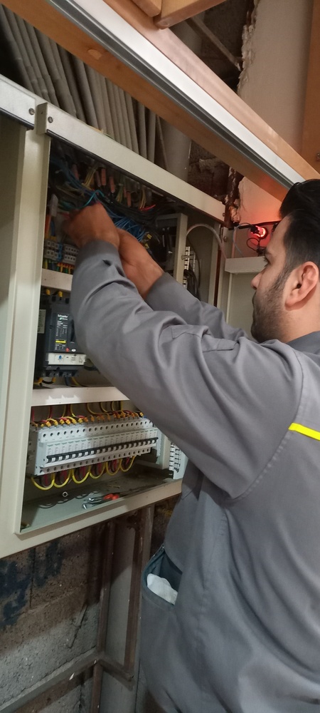 برقکار ساختمان برقکار صنعتی