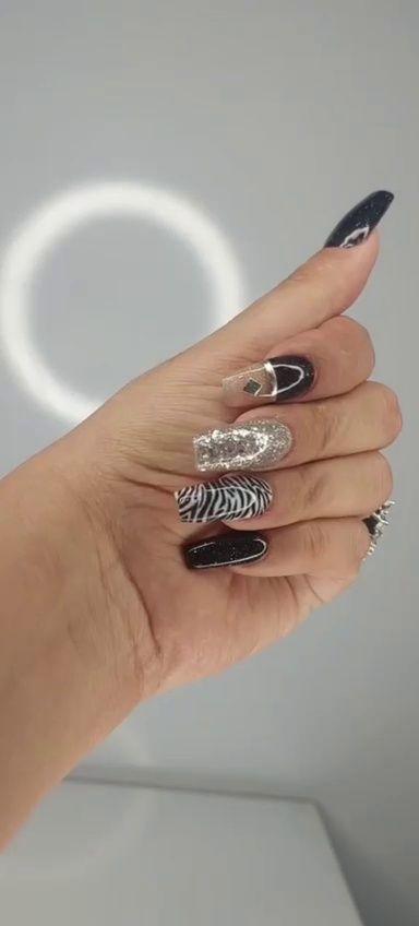 سالن زیبایی رزگلد