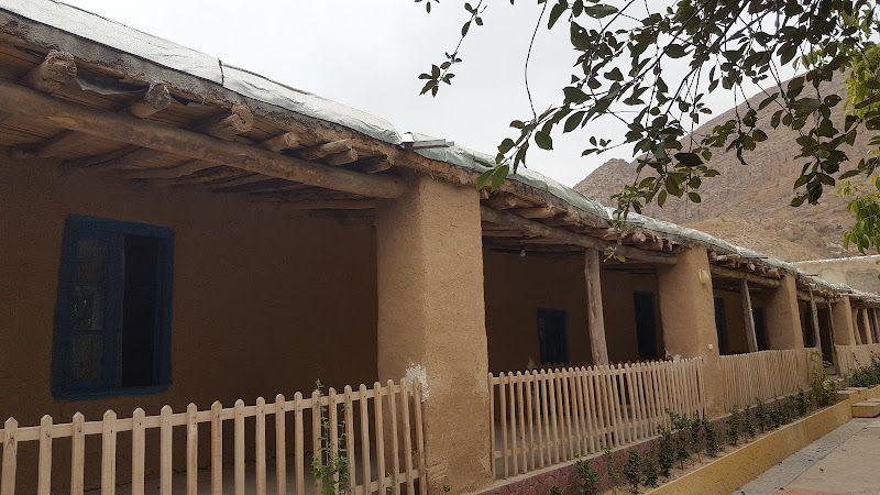 اقامتگاه بومگردی بای پولاد