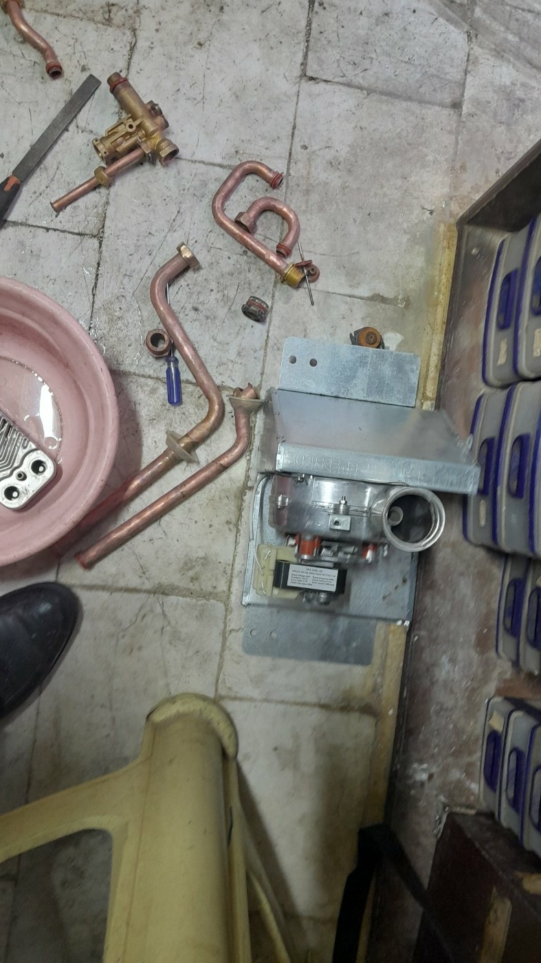 تعمیرات پکیج و آبگرمکن ترابی