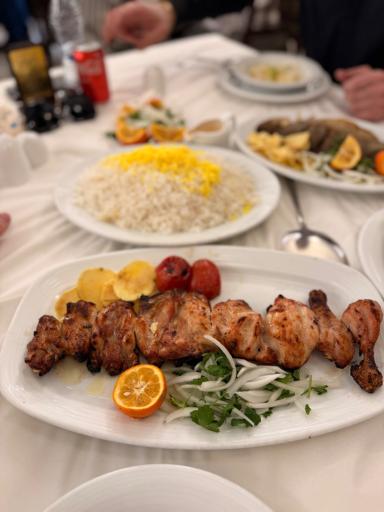 رستوران ایرانی اقدسیه 