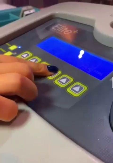 مرکز لیزر موهای زائد معجزه