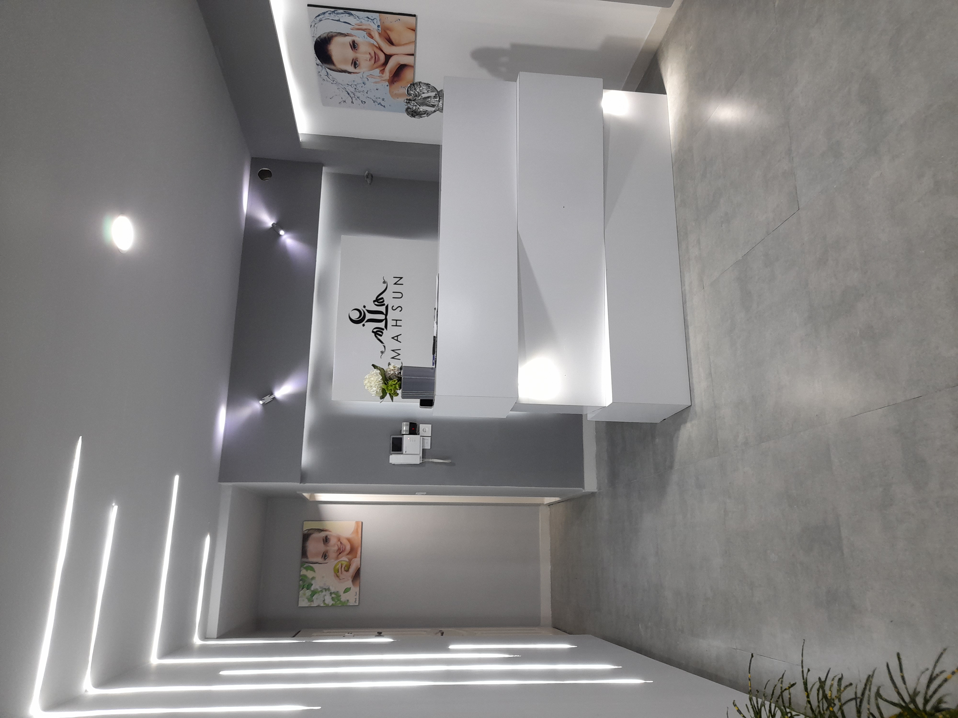 کلینیک زیبایی پوست مو ماهسان