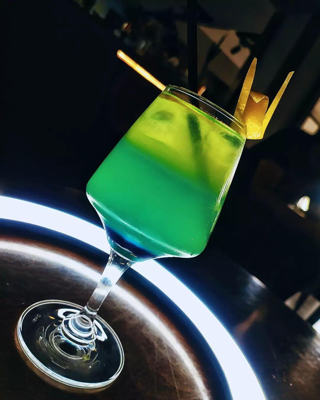 کافه فست فود  نقطه