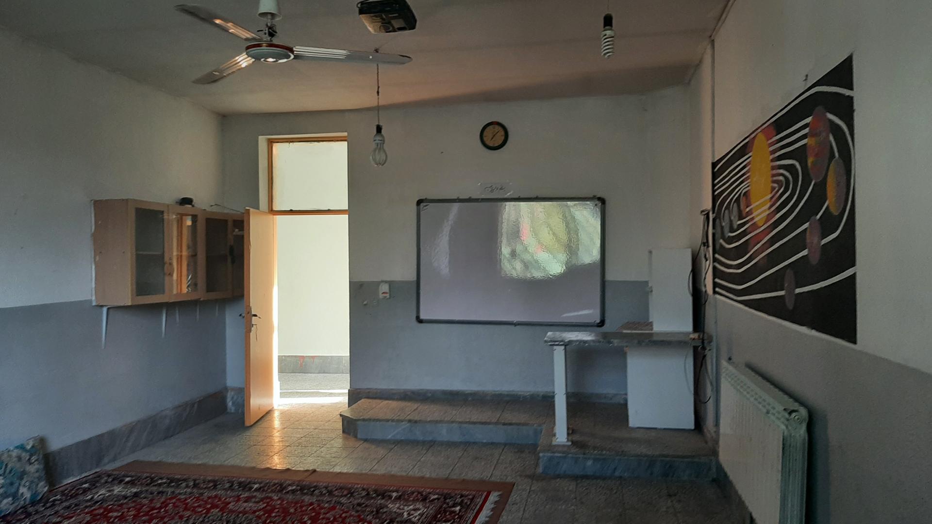 دبستان دخترانه (هوشمند) شهیدان فرجی و مدانلو