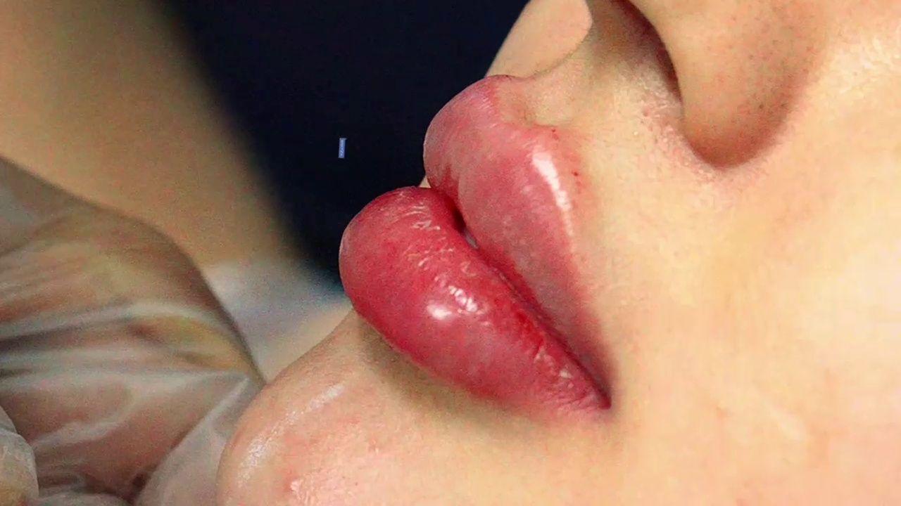 کلینیک پوست مو زیبایی دکتر صادقی و وکیلی